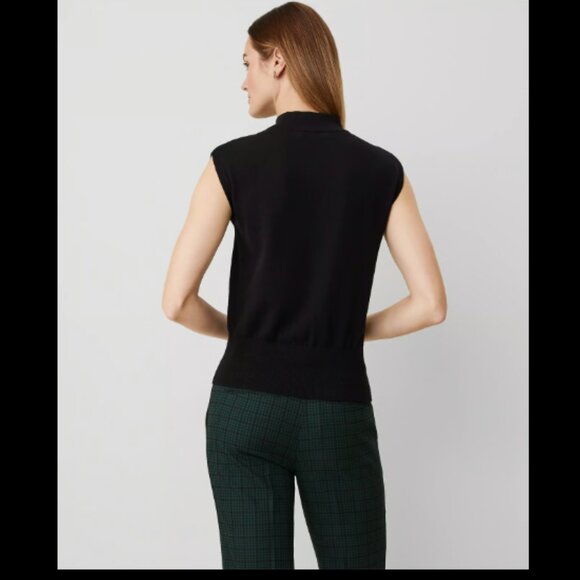 ANN TAYLOR WEDGE MOCK SLEEVELESS SWEATER SHELL NWOT $60 L BLACK - Picture 2 of 7